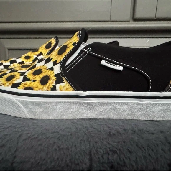 Women’s sunflower slip on vans - Picture 2 of 6